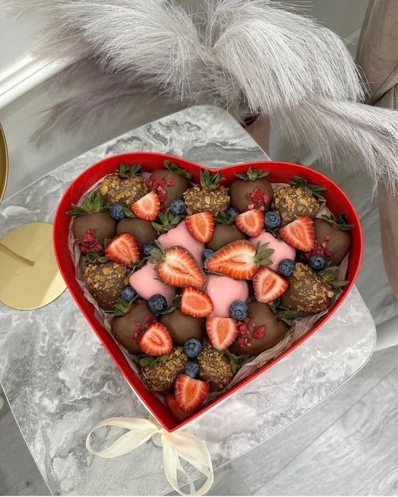 Клубника в шоколаде ең арзан бағада!!