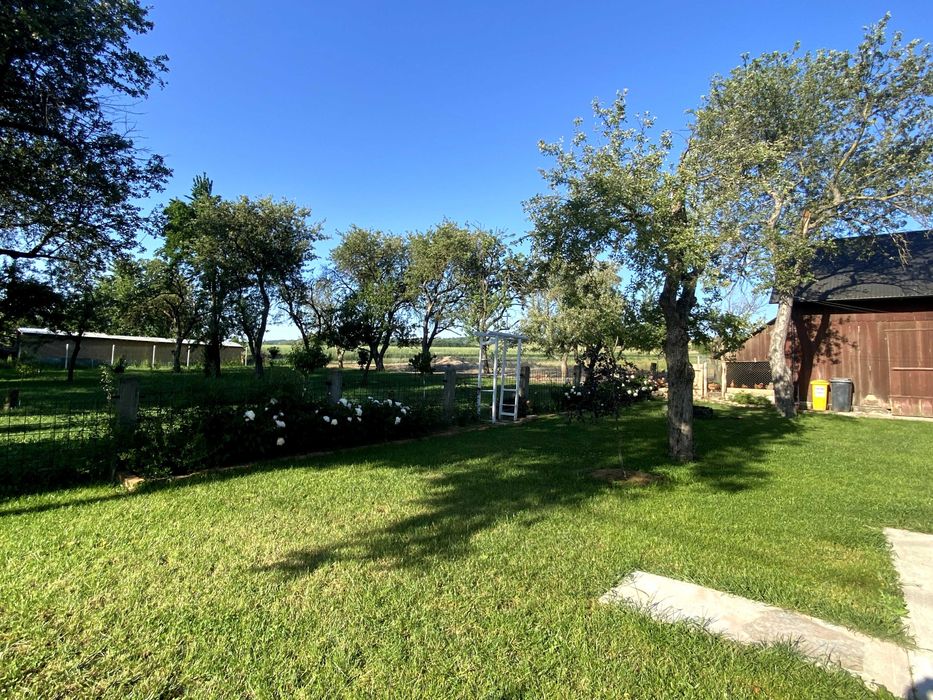 Casa de vânzare com. Dărmănești, Suceava