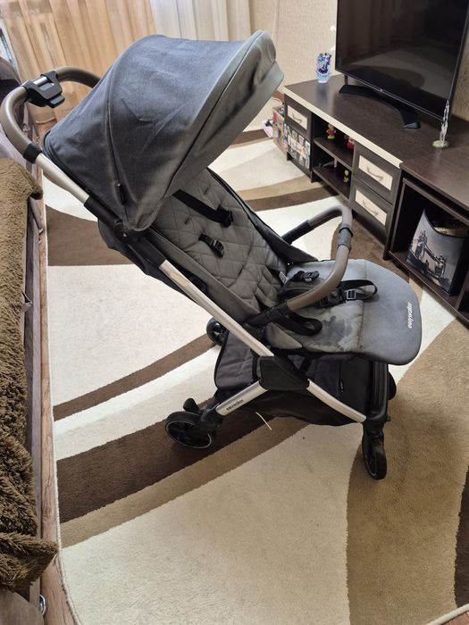 Продам  детскую коляску