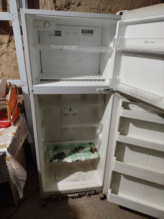 Продаётся холодильник