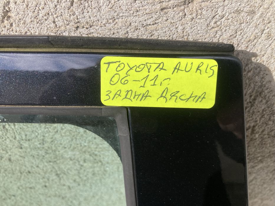 Задна дясна врата за тойота аурис/Toyota auris 06-11г