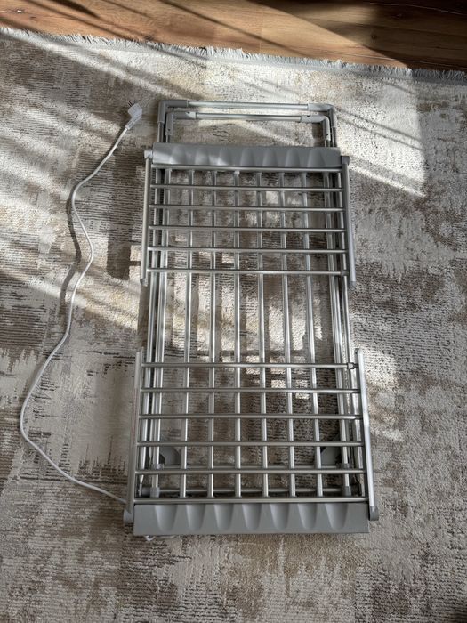 Електрически сушилник за дрехи