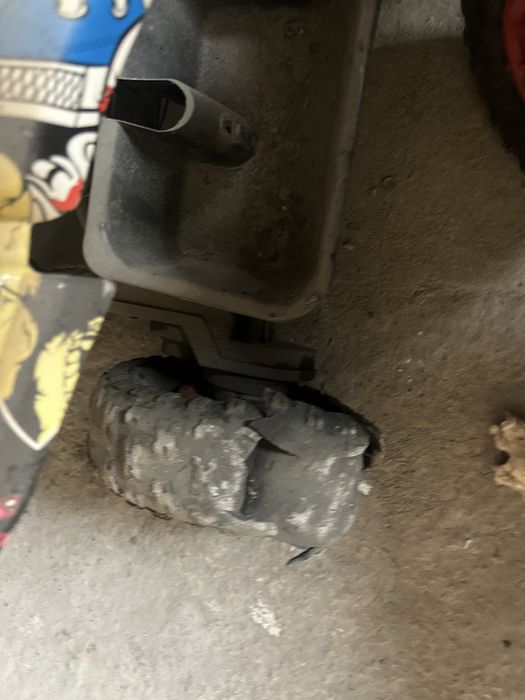 Продам электроквадрацикл электромашинки