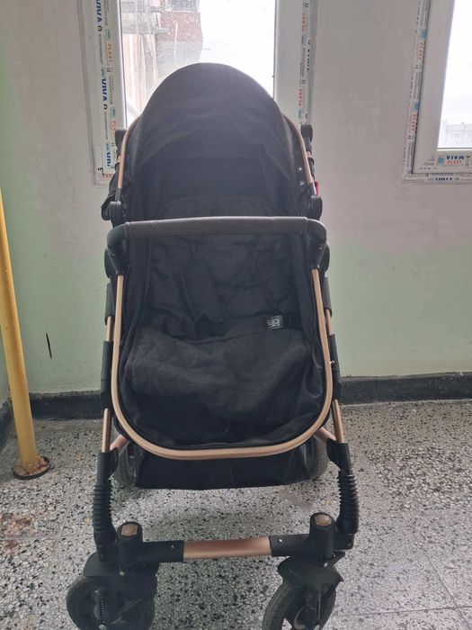 Бебешка количка лорели