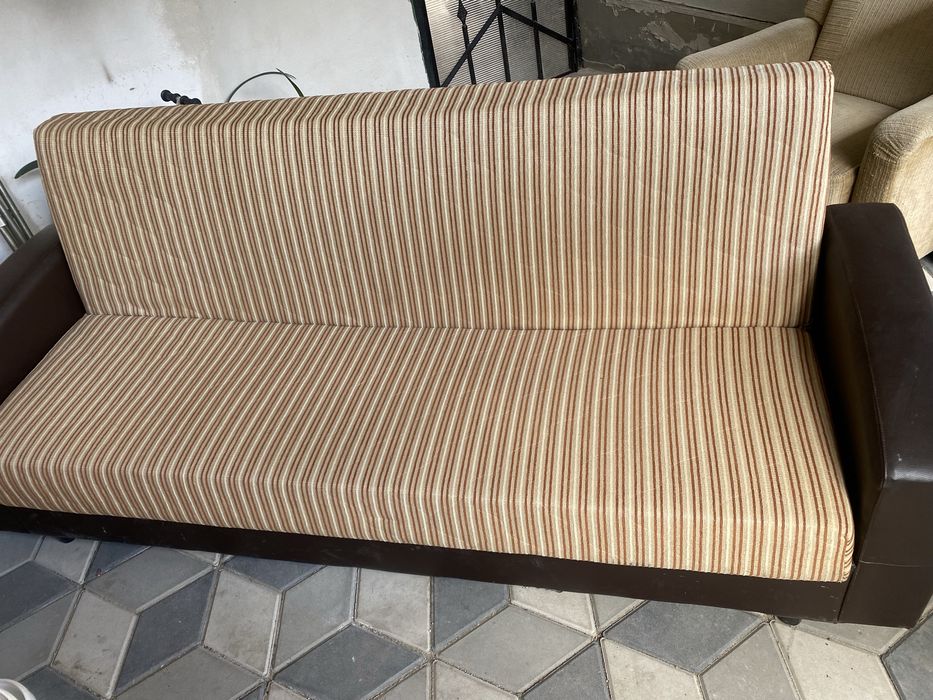 Vand canapea extensibila