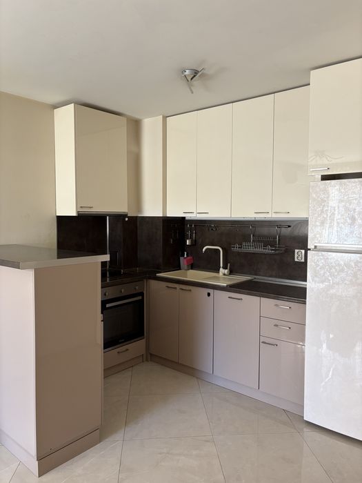 Дава се под наем Тристаен апартамент в София, Зона Б-18 - 86 кв.м за 797.64 € - Снимка #5