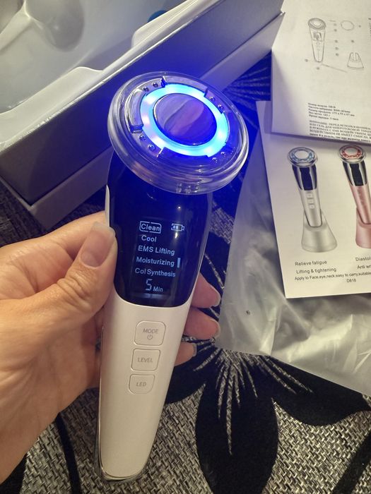 Массажёр для лица  20000