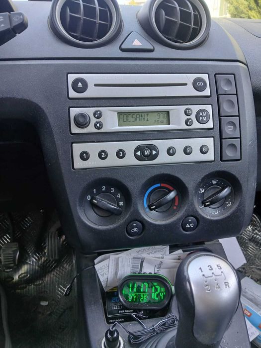 FORD Fiesta 2005 — imagine 5