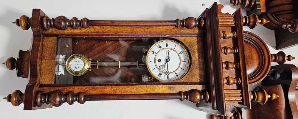 Ceas de perete cu pendula - mut