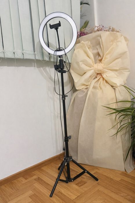 LED Ринг лампа със стойка и държач за телефон