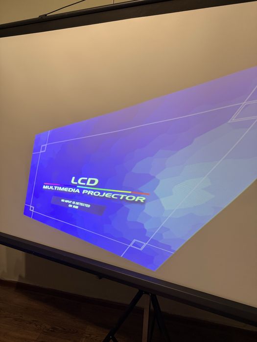 Проектор Hitachi