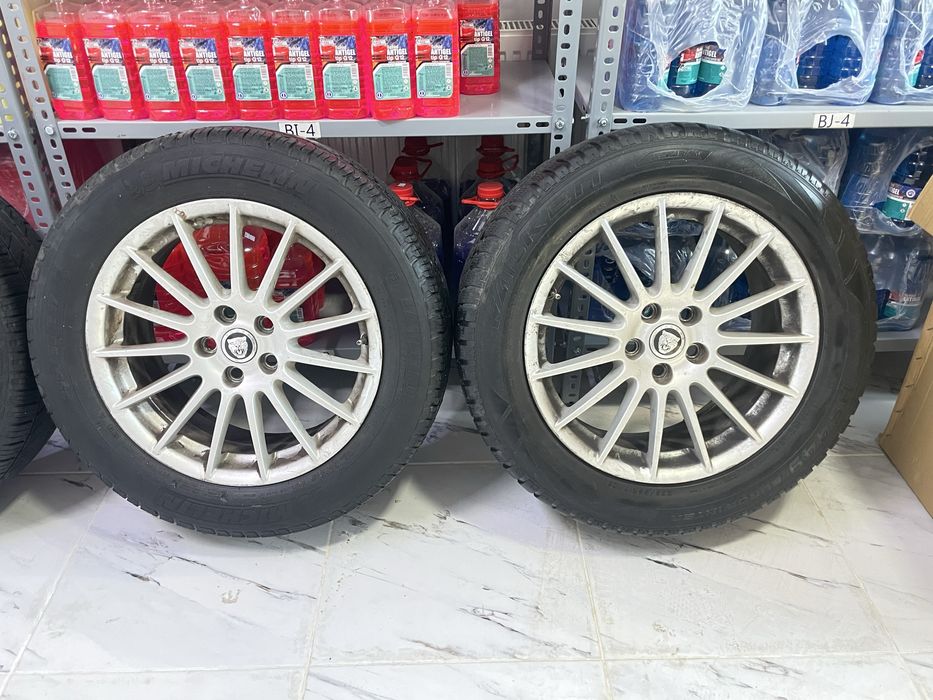Set Jante cu cauciucuri de iarna 235x55x17