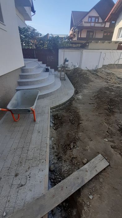 Montez pavele beton sau cauciuc