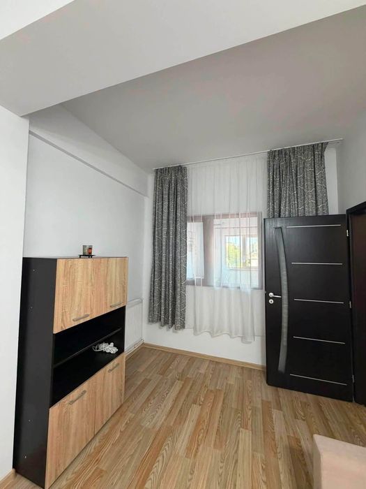Apartament 3 camere Tatarasi
