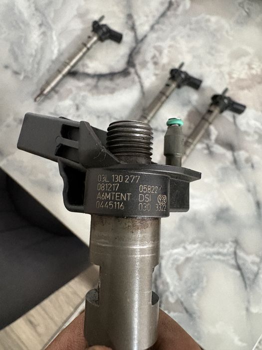 Vand injectoare passat b6,2.0 tdi 170cp,cod motor cbbb,cbab