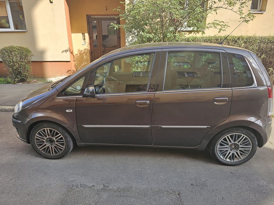 LANCIA Musa 2011 — imagine 4