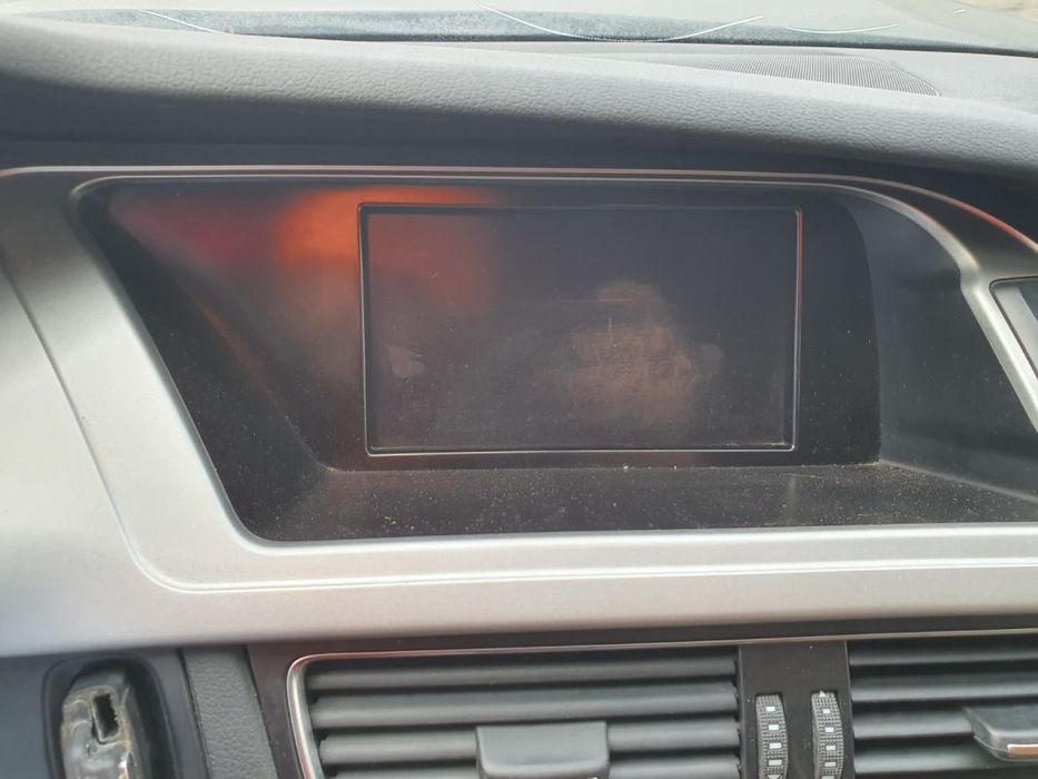 DISPLAY NAVIGATIE AUDI A4 B8
