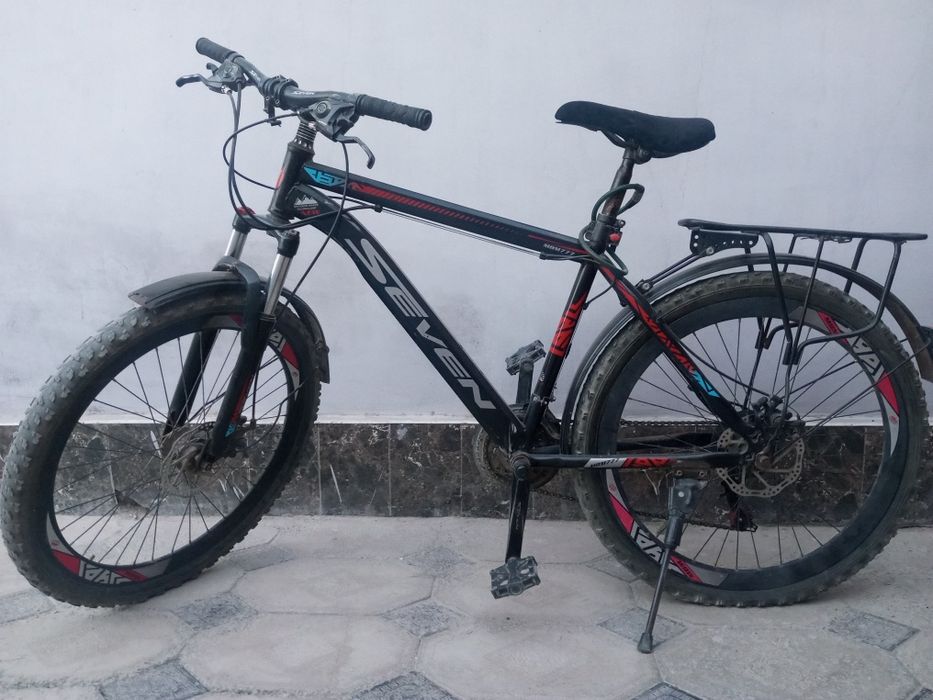 Велосипед SEVEN.