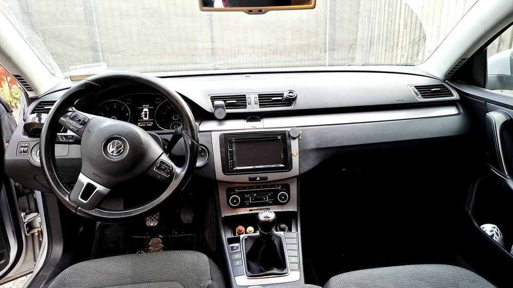 Volkswagen Passat 2011 benzină, 4.312 € — imagine 3