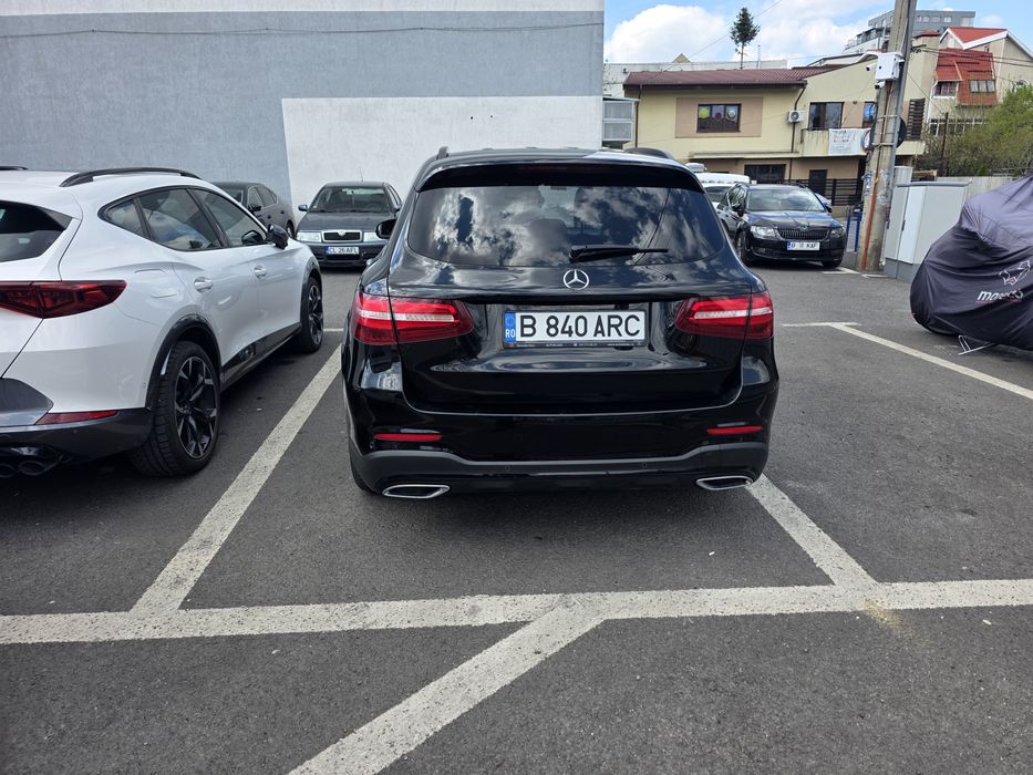 Mercedes GLC 250d 4MATIC AMG Line 2017, 204cp, Burmester, Negru