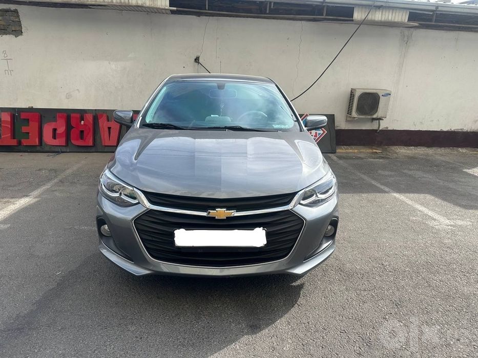 Chevrolet Onix LTZ Turbo
