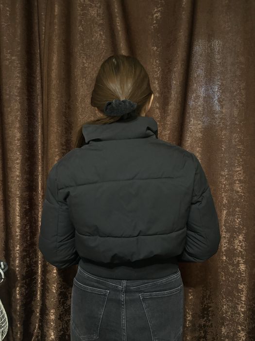 Продам куртку осень весна