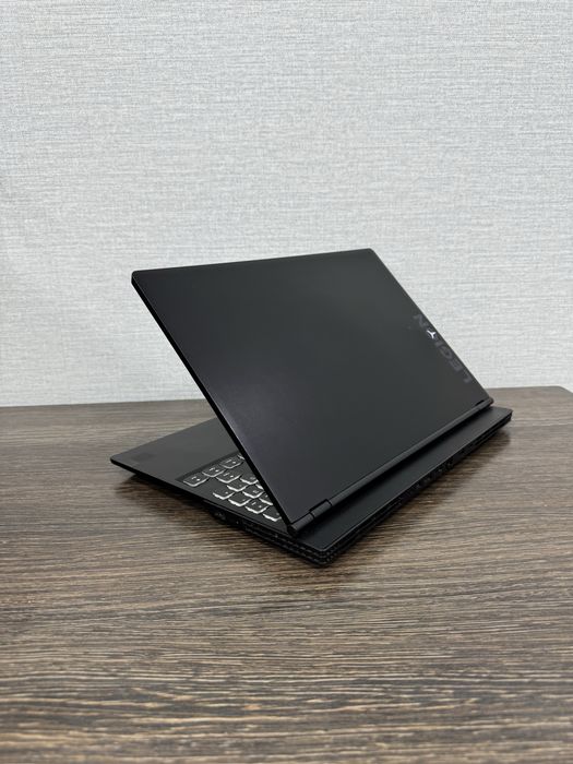 Флагманский Lenovo Legion intel Core i5 16gb DDR4 512gb SSD GTX1650!