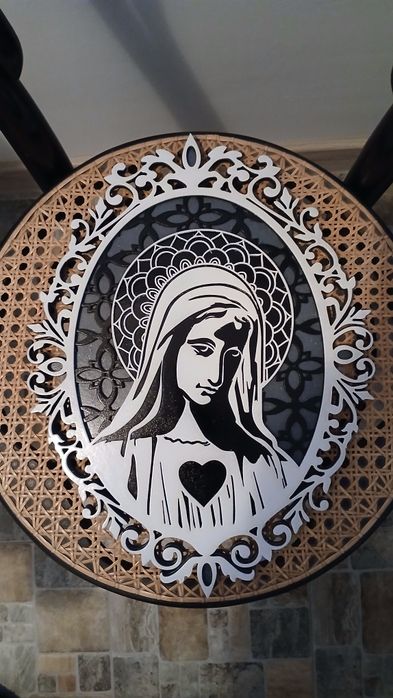 Colaborare laser art design