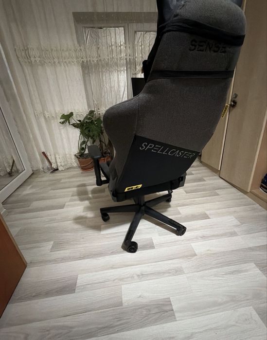 Scaun Gaming Sense7 Spellcaster Senshi Edition