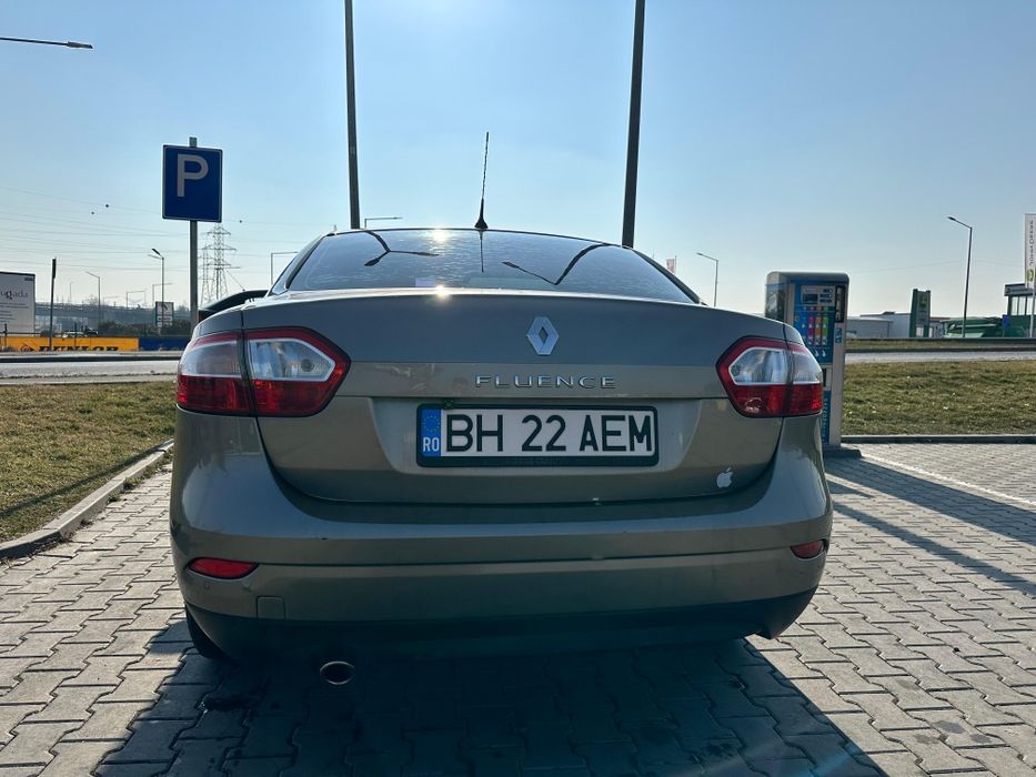 Vând Renault fluence