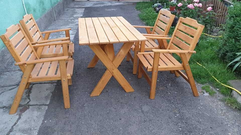 set de scune si masa pentru terasa