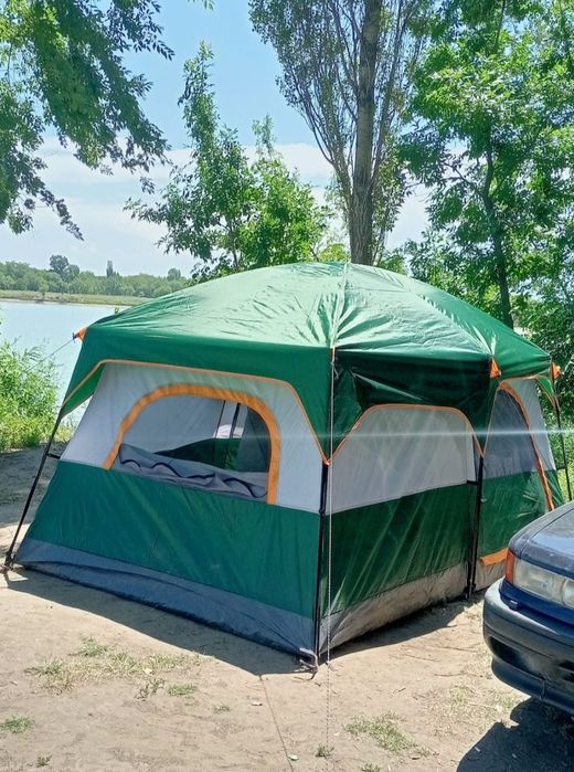 Палатка 3-4  местная.
