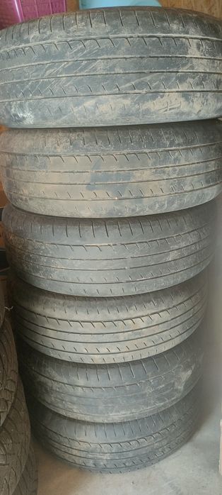 Продам летнюю резина 6 шт. 245/65/17.
