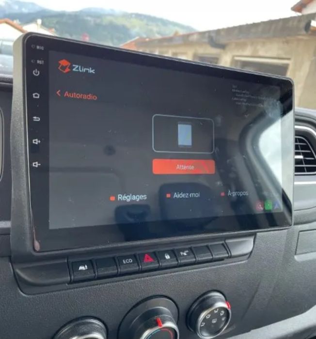 Navigatie android Renault Master Carplay Waze Youtube BT GPS USB