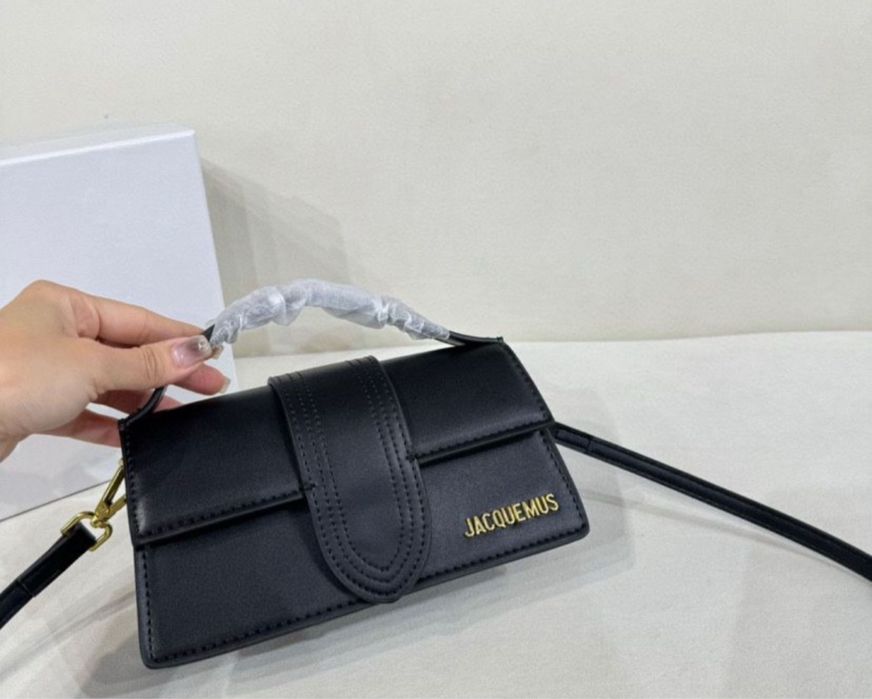 Geanta jaquemus piele naturala pe comanda