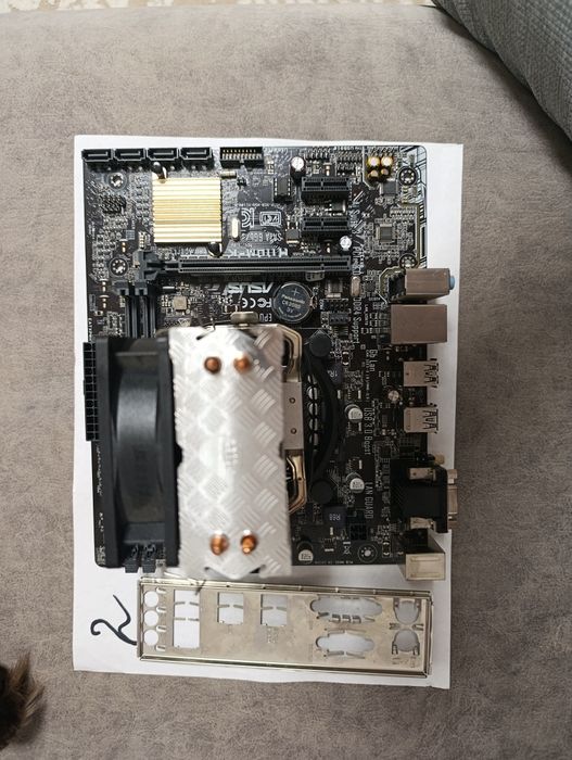 Продам материнские платы разные