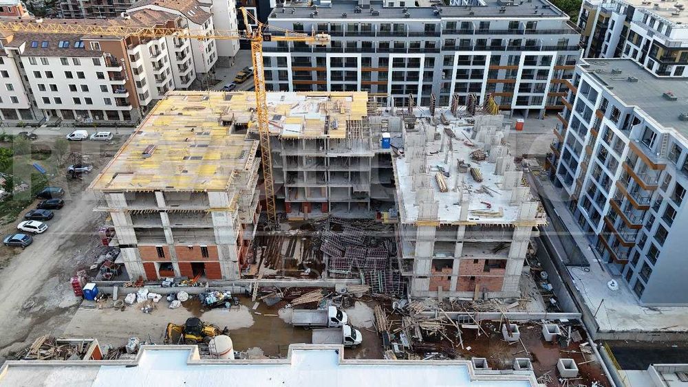 Продава се Тристаен апартамент в София, Малинова долина - 97 кв.м за 2062 €/кв.м - Снимка #5