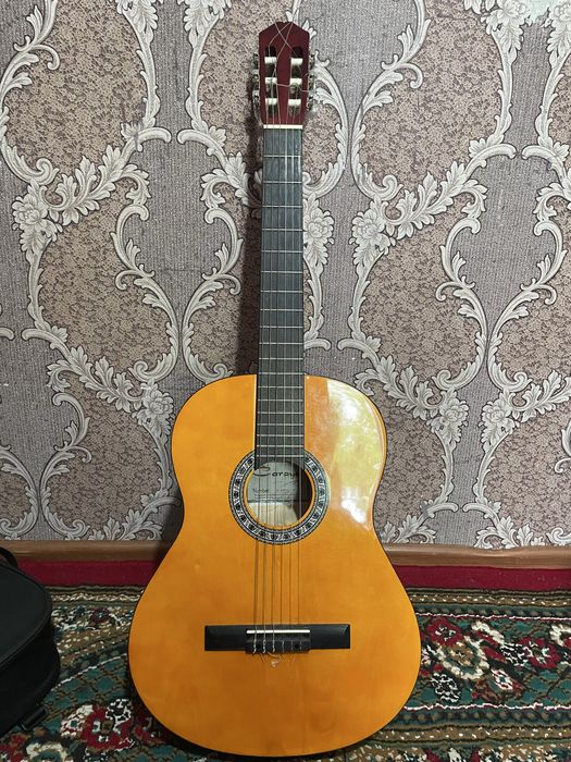 Классический гитара хороший состояние