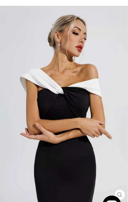 Бална , дълга рокля