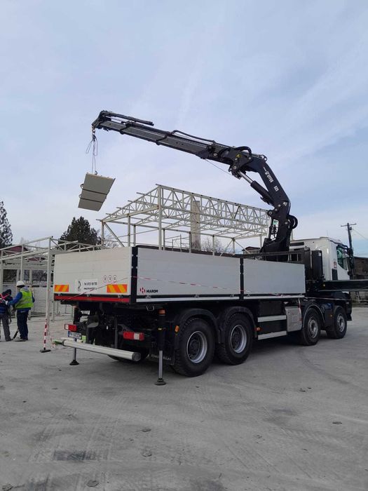 Închiriere autoutilitară cu macara HIAB-transport si manipulare marfă