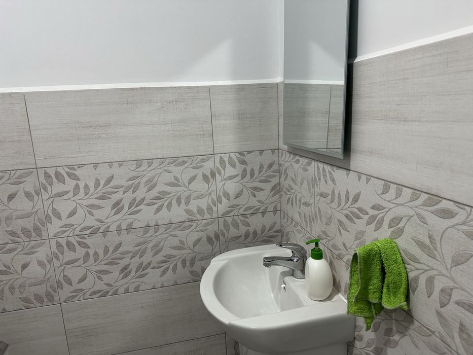 Продава се Двустаен апартамент в Божурище - 78 кв.м за 7 €/кв.м - Снимка #4