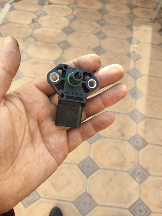 Датчик давление воздуха турбины