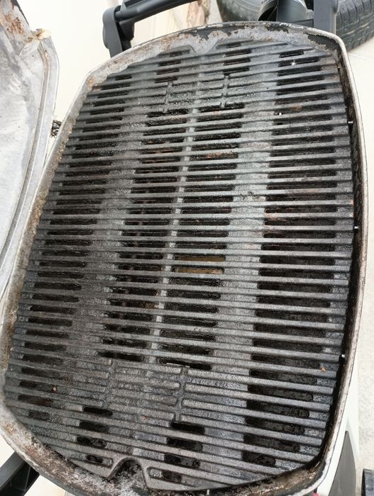 Weber 2000 барбекю на газ