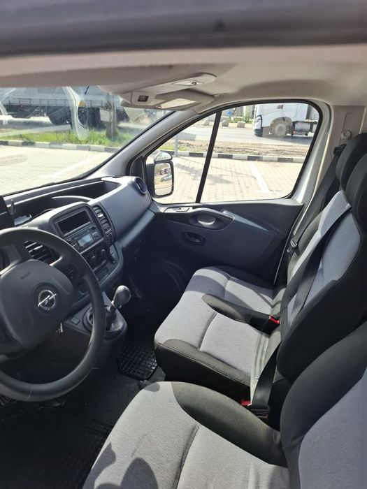 Opel vivaro 2019
