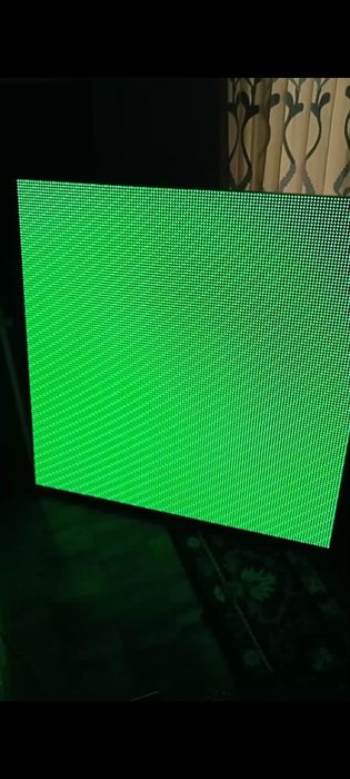 Монитор сотилади ишлаб турибди