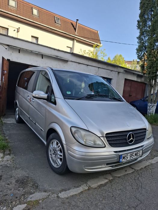 -Mercedes Viano-