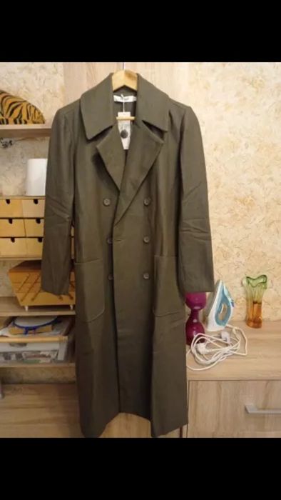 Пальто демисезонное