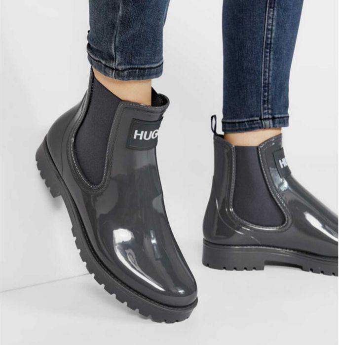 нови гумени боти HUGO