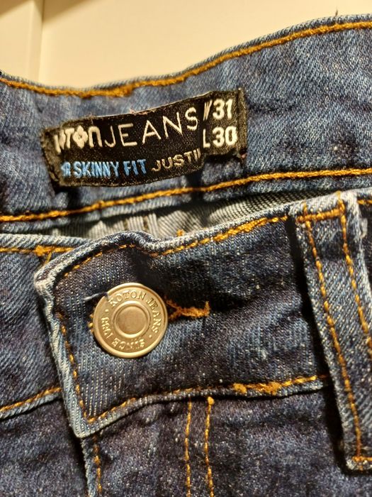 Vând blugi KOTON JEANS  SKiNNY FIT Mărimea  31 albastrii noi nouti