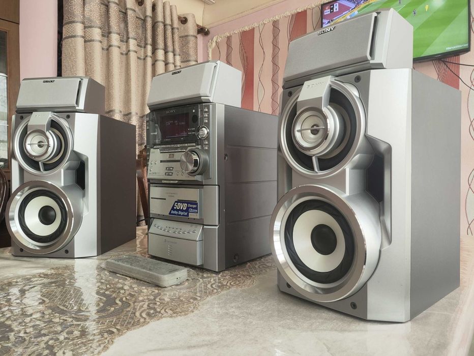 Malaysia SONY ideal holatda kachestva super